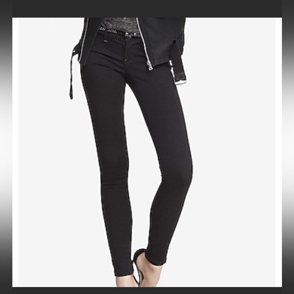 EXPRESS extreme stretch Stella low rise jeggings, NWT, black, 6L